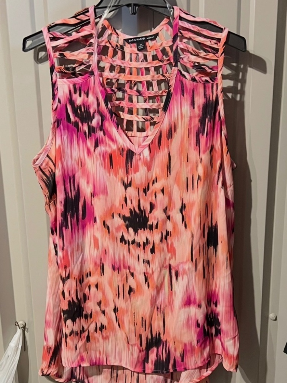 NWOT Zac & Rachel Top.
